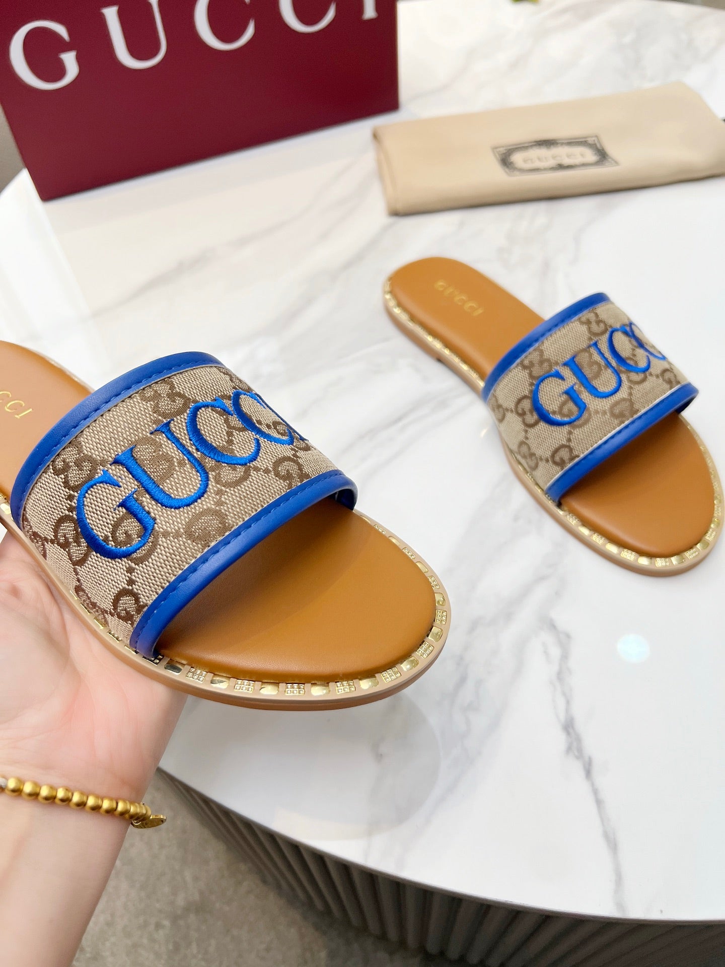 255QB29Z Popular Slippers