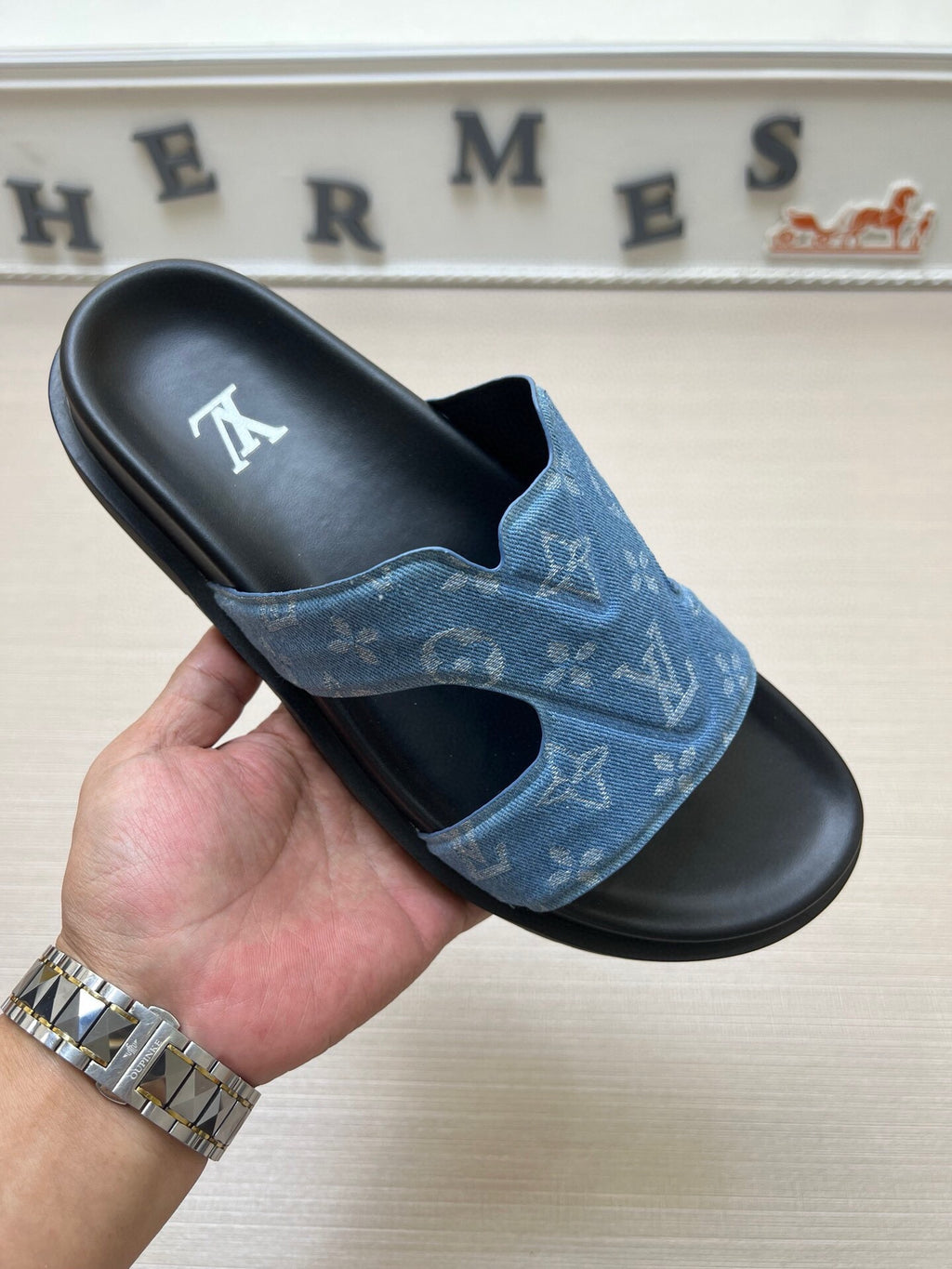 5LE226Z Popular Slippers