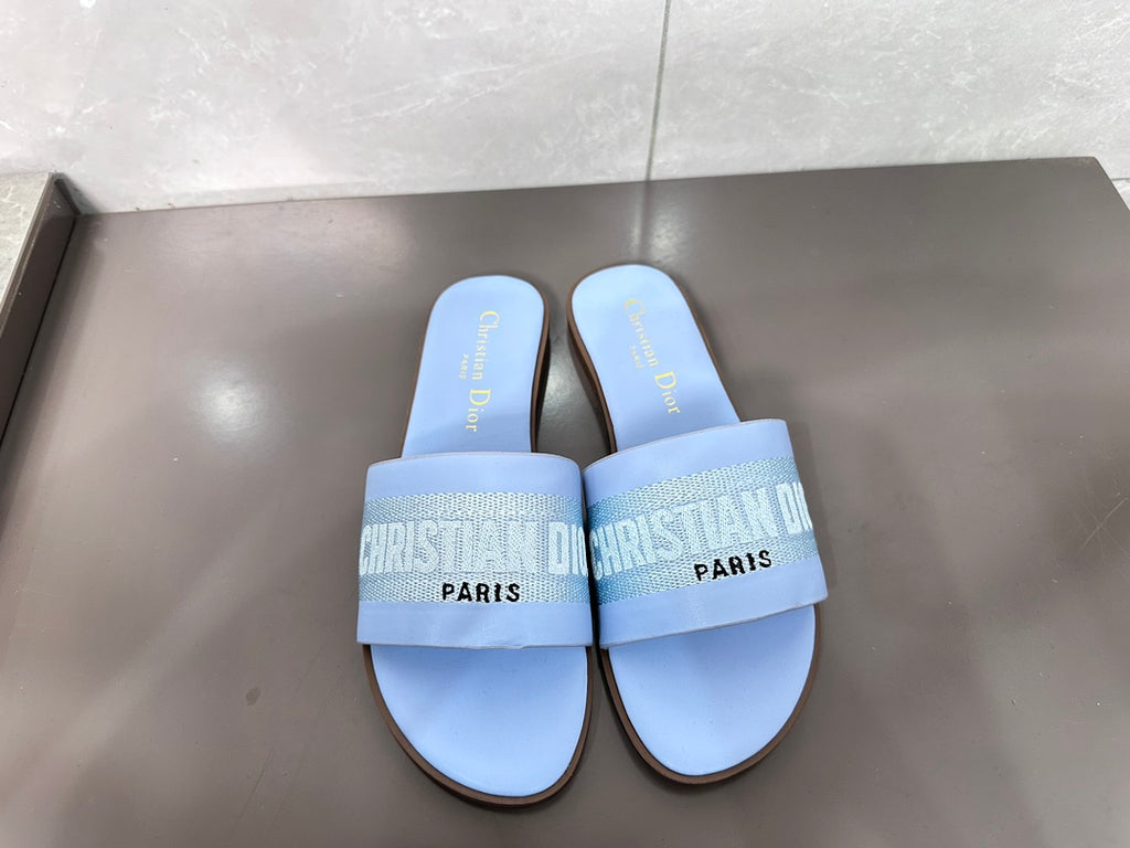 14D32Z Popular slippers