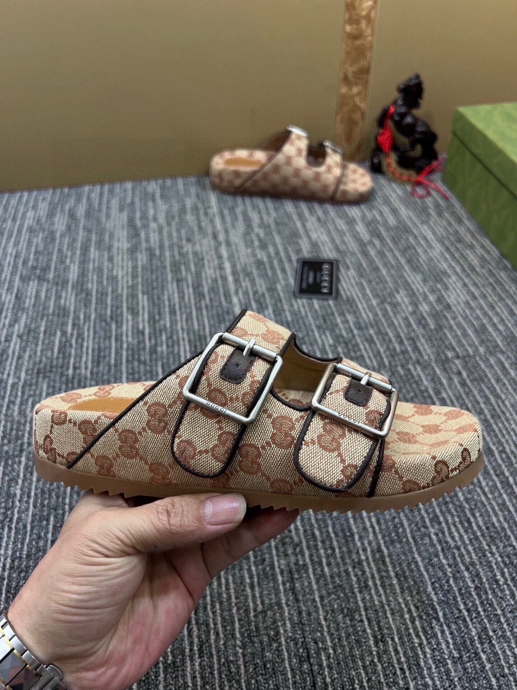 5QB17Z Popular shoes