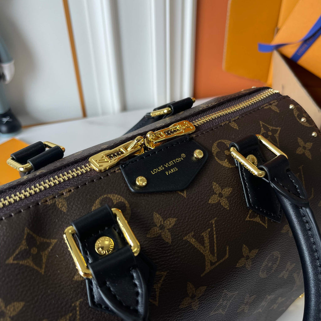146PE77B Popular leather bag