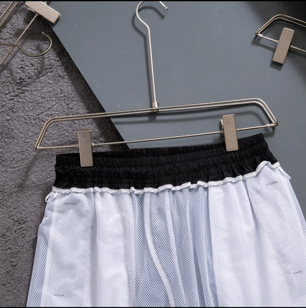 136NE2U Popular shorts