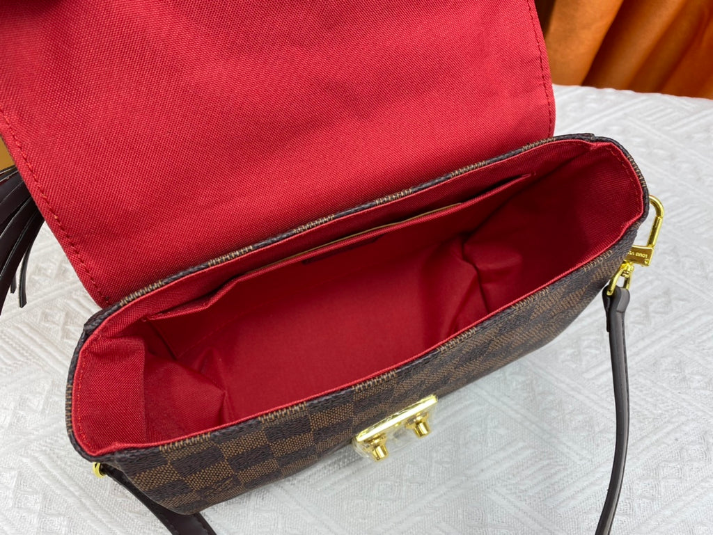 1WE2B Popular leather Bags