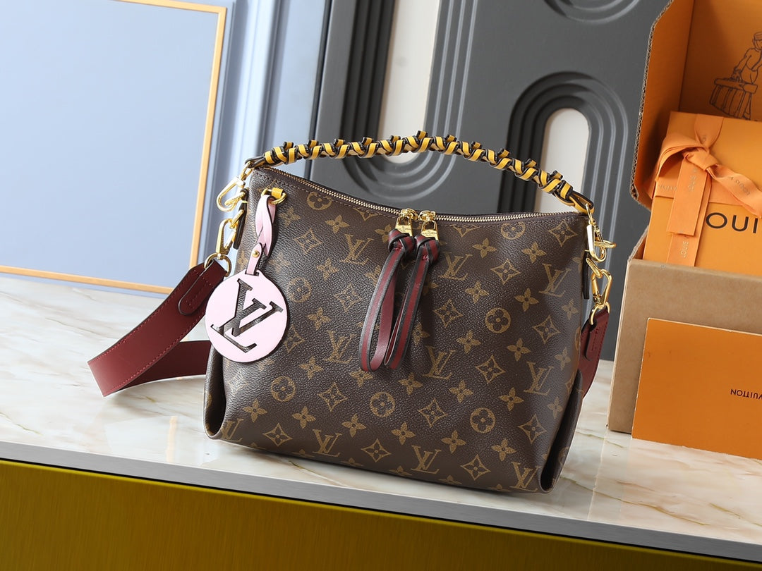 146PE79B Popular leather bag