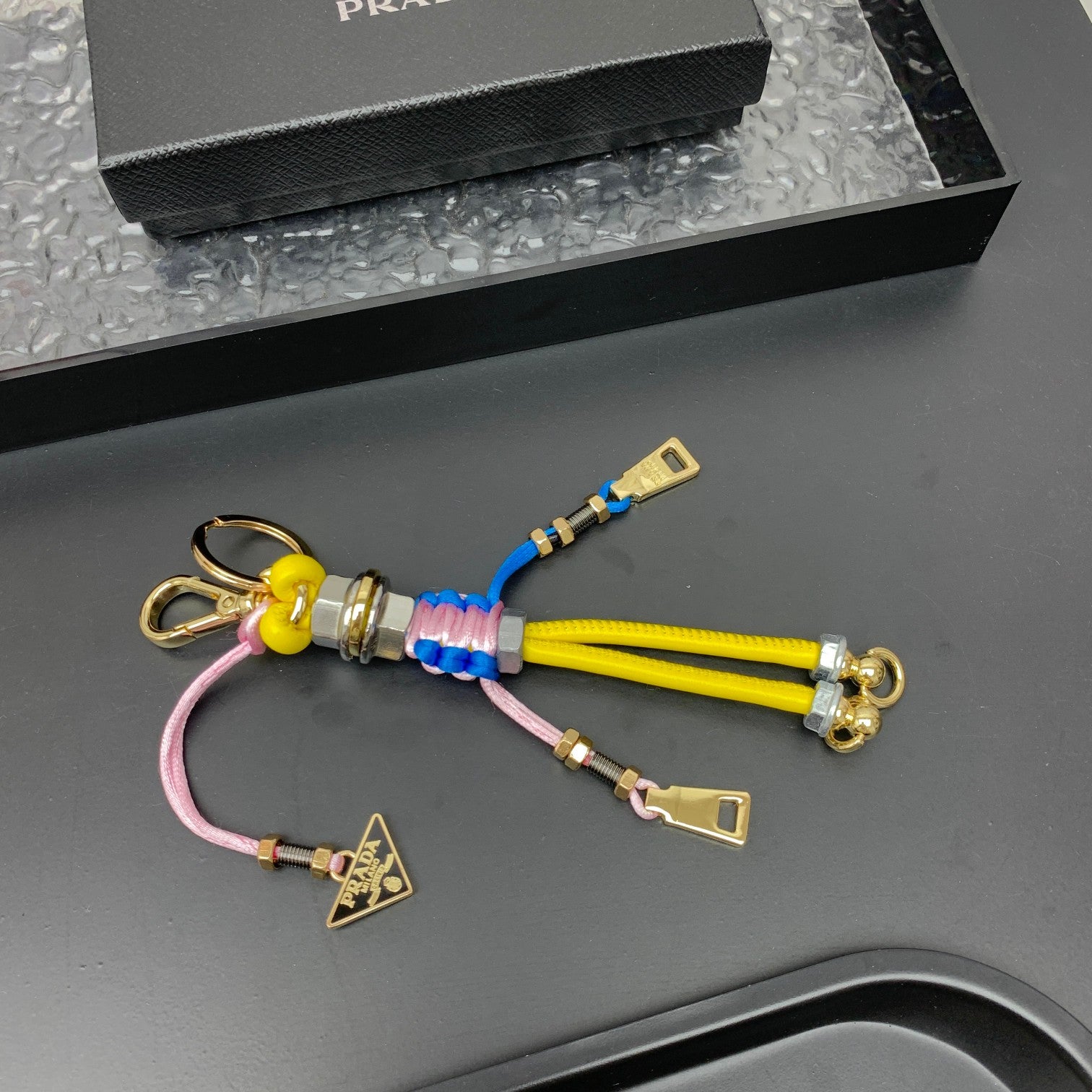 35ZP36A Popular bag 's charms accessories