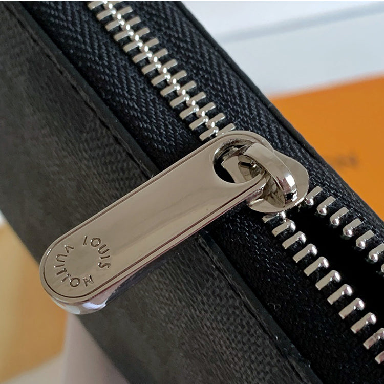 1E04B Popular Leather wallets