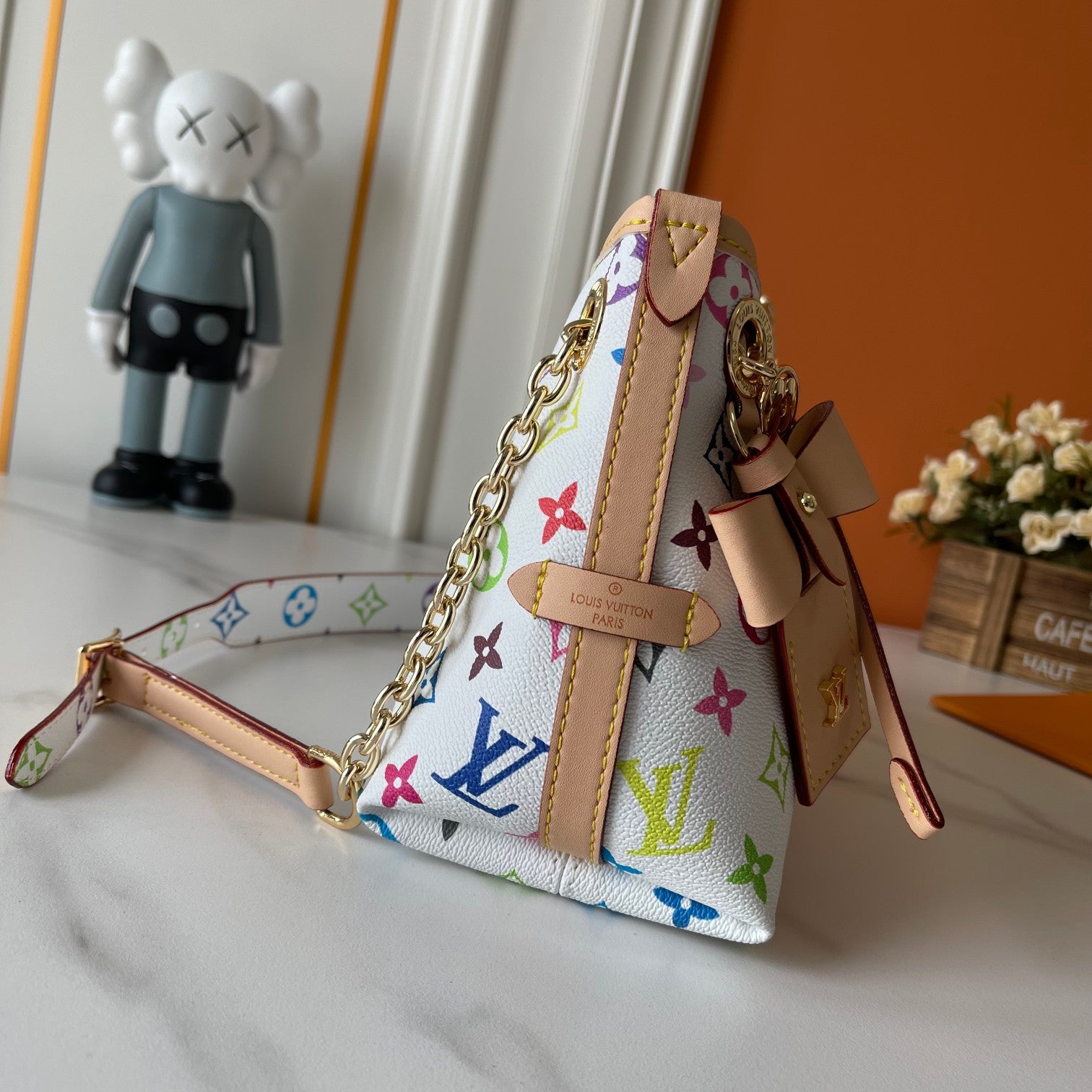 1WE96B Popular leather bag)
