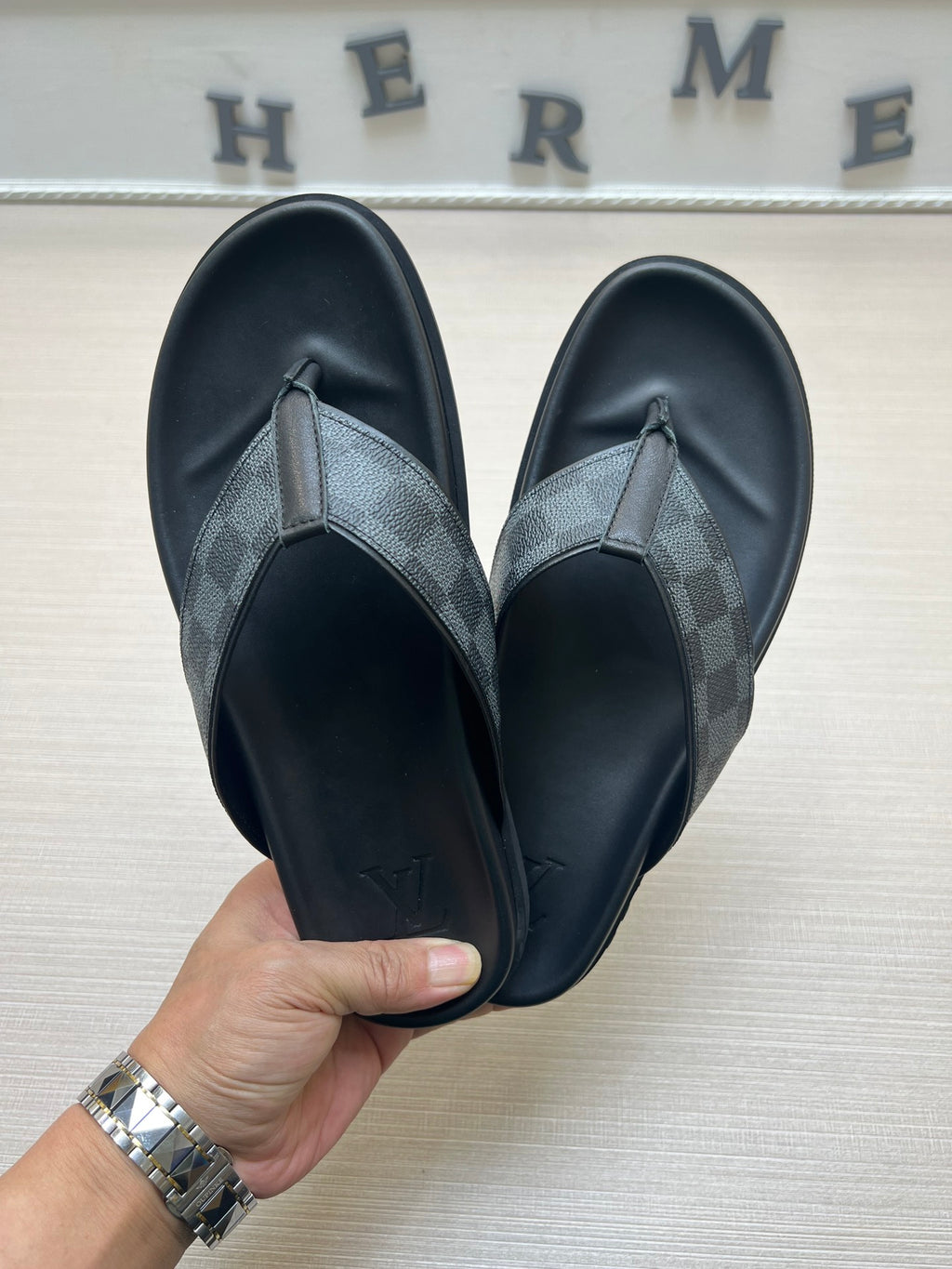 54E59Z Popular slippers