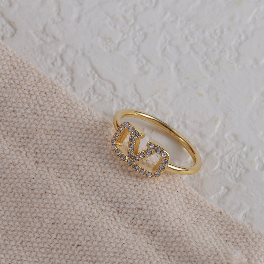 136NVL70J Popular Rings