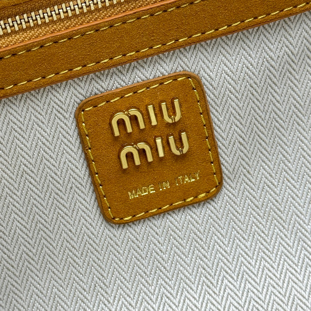 136PA28B Popular chamois leather bag