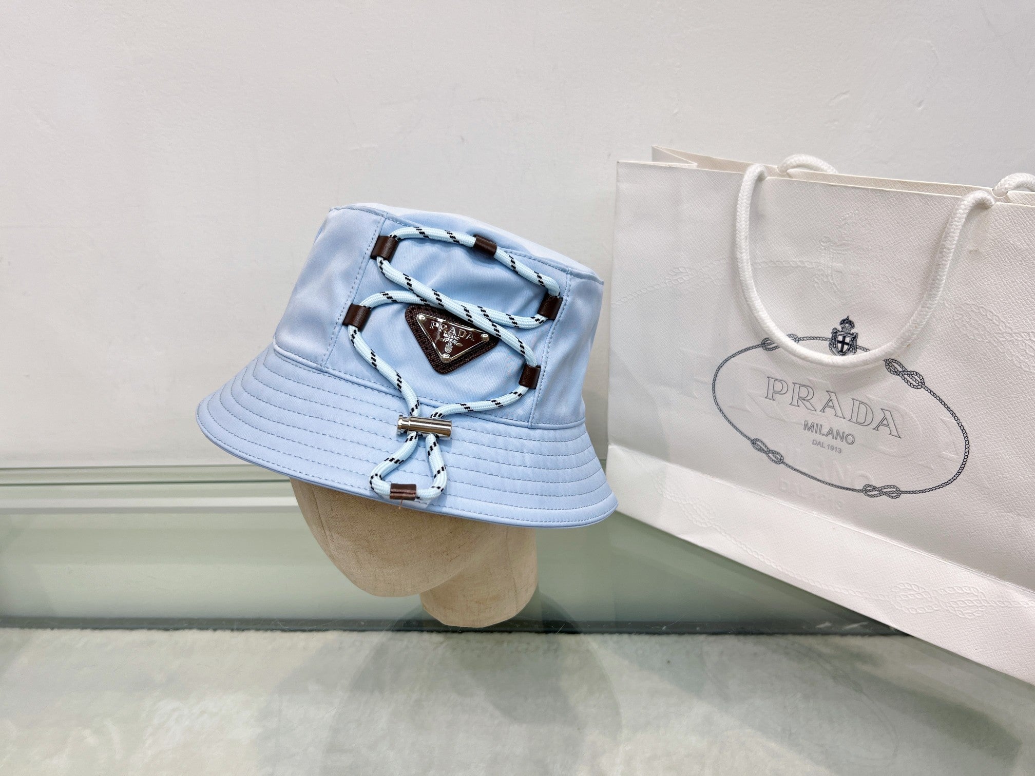 16XP15M Popular hats
