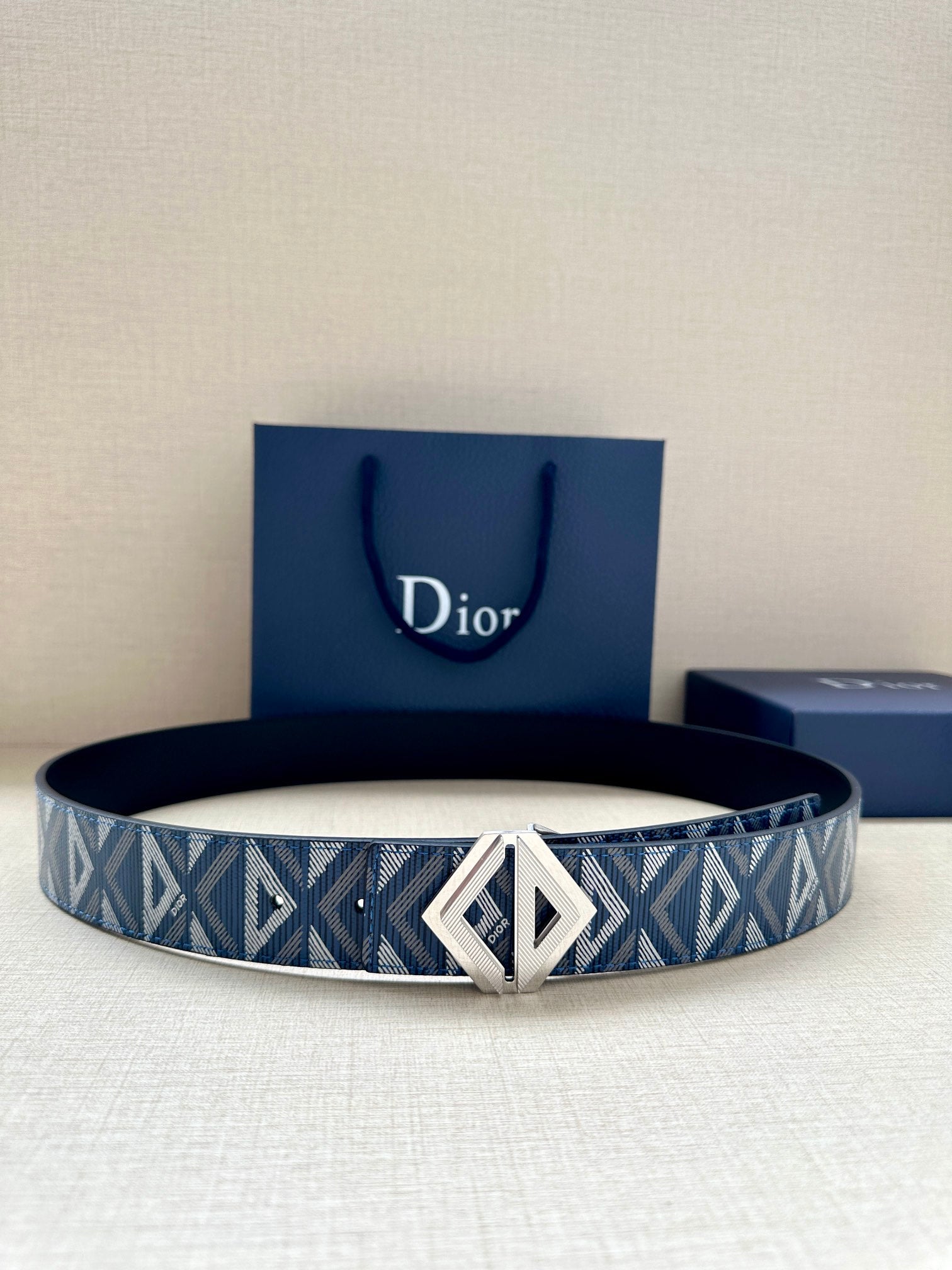 1115QD52P Popular High quality belt With full package