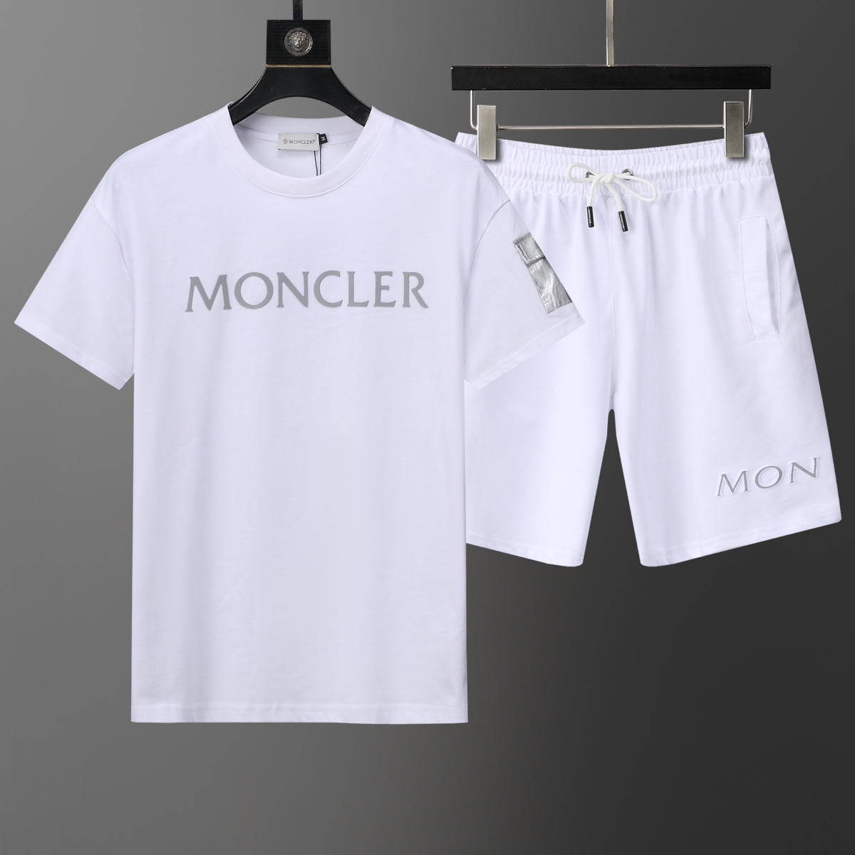 135RA122U  Popular shirt and shorts set