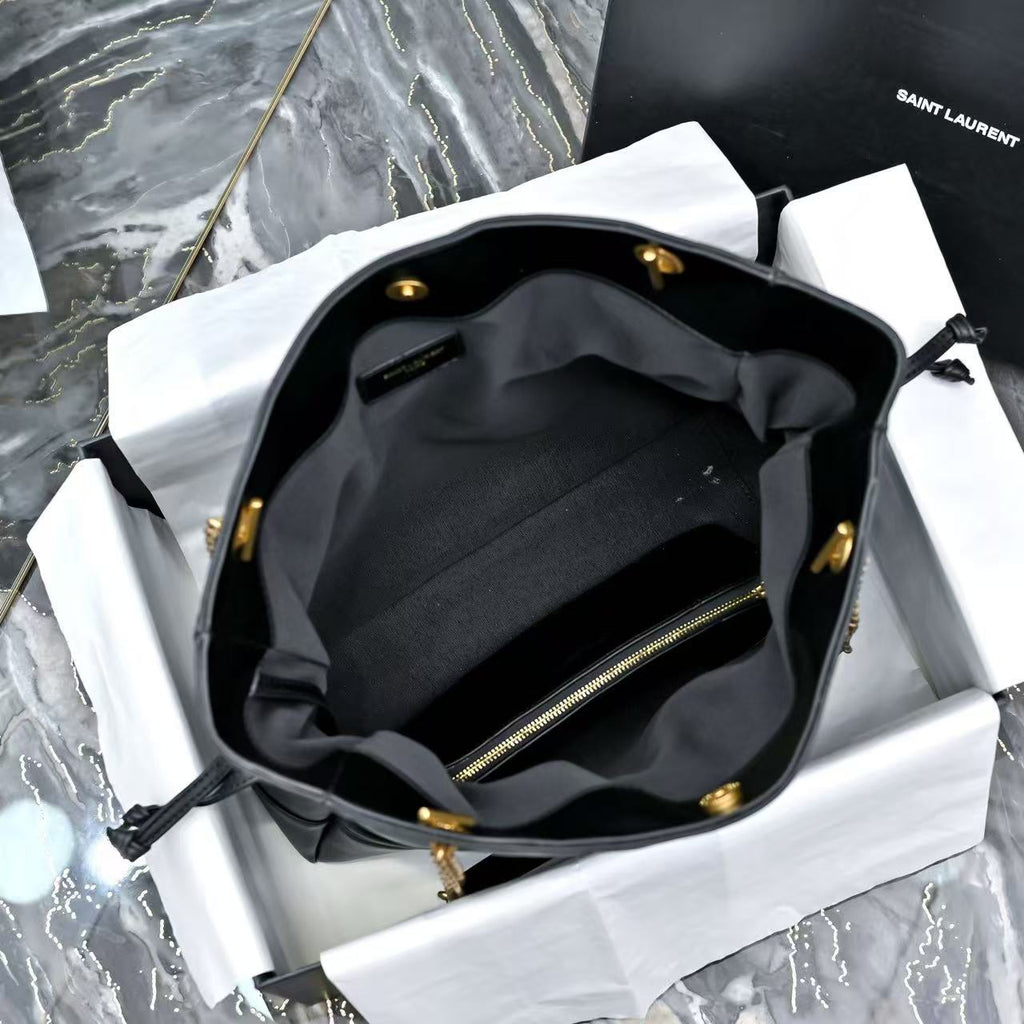 B1R46SL7 Popular leather bags