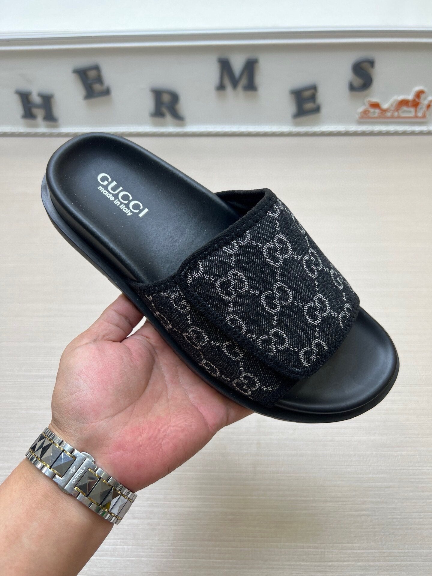5LB231Z Popular Slippers
