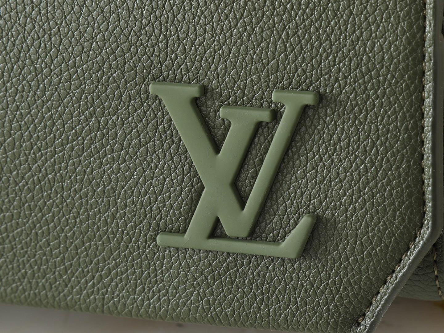136PE78B Popular leather bag
