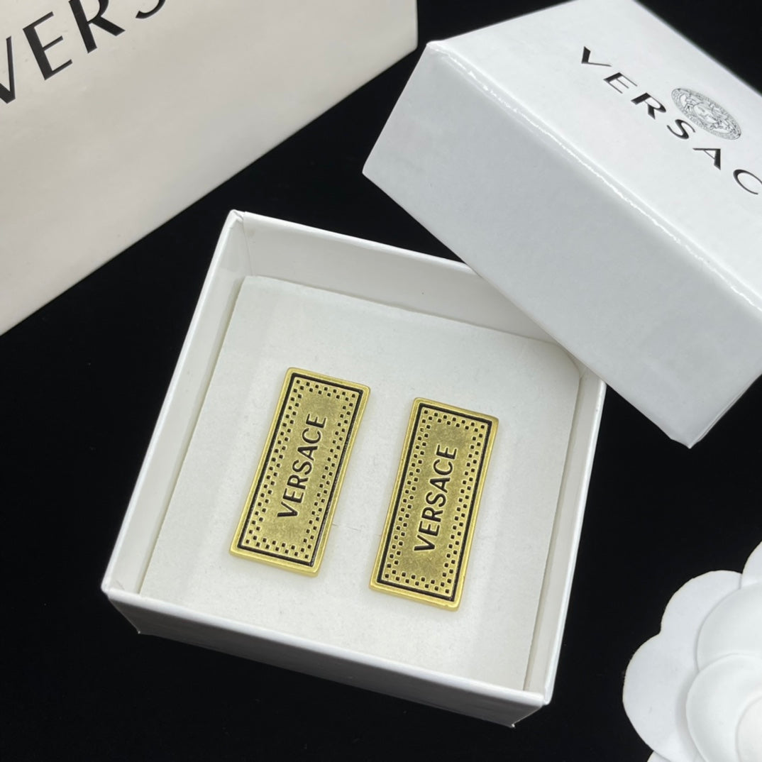 14V974E Popular Earrings