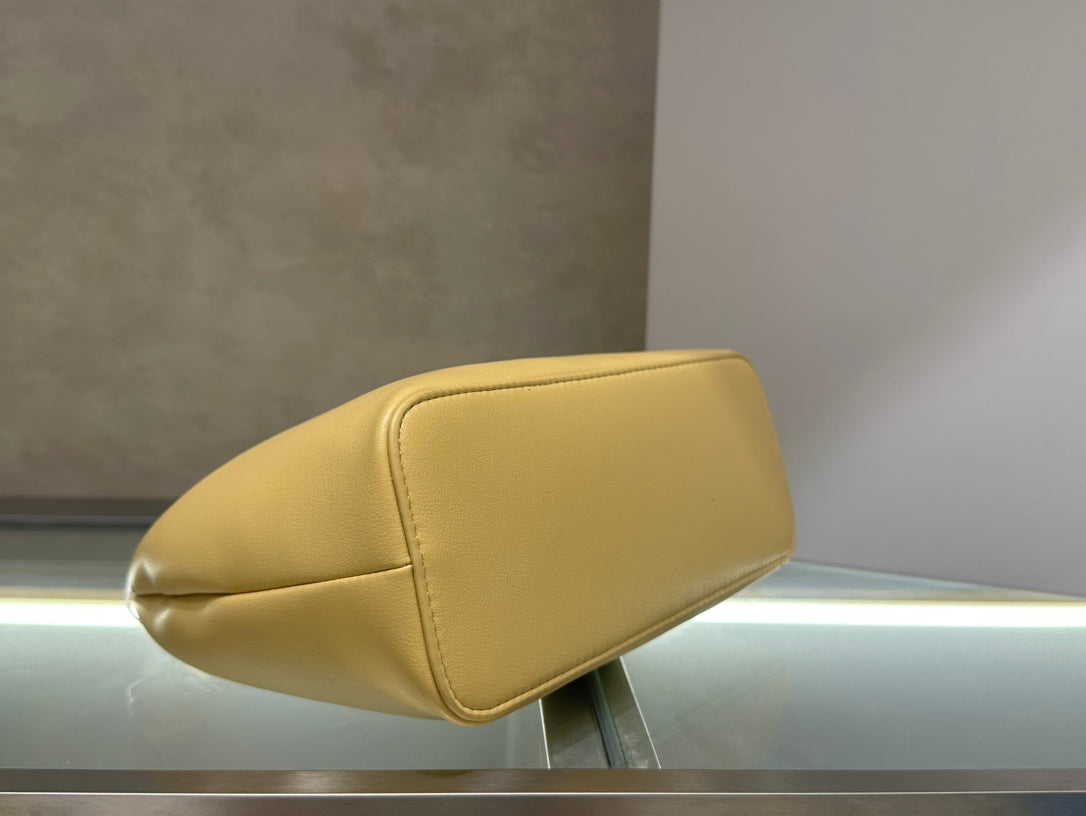 155NA12B Popular    leather bag