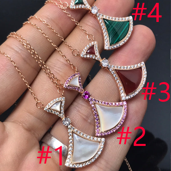 55QS422X Popular Necklaces