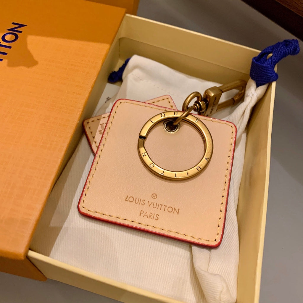 35ZE97A Popular bag 's charms accessories