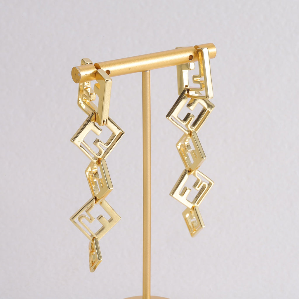 15QF24E Popular Earrings