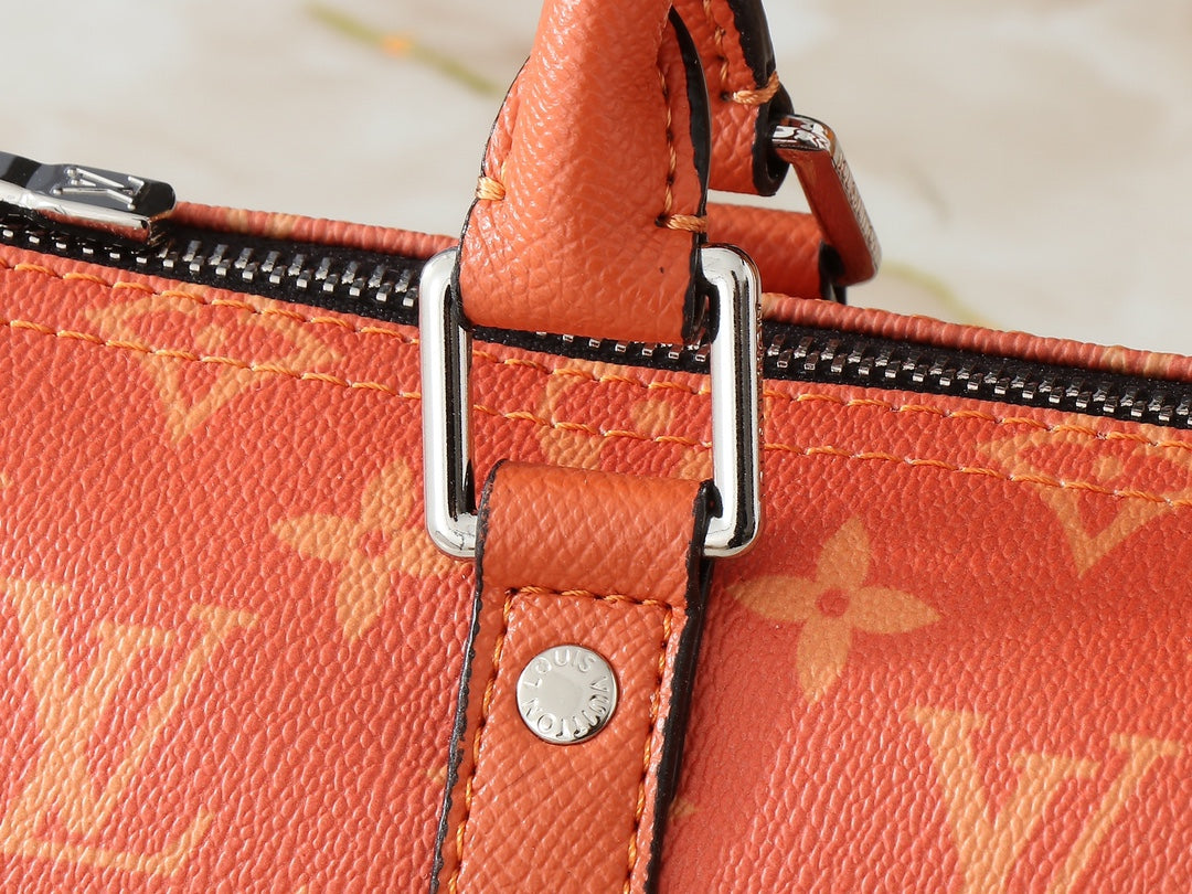 146PE35B Popular leather bag