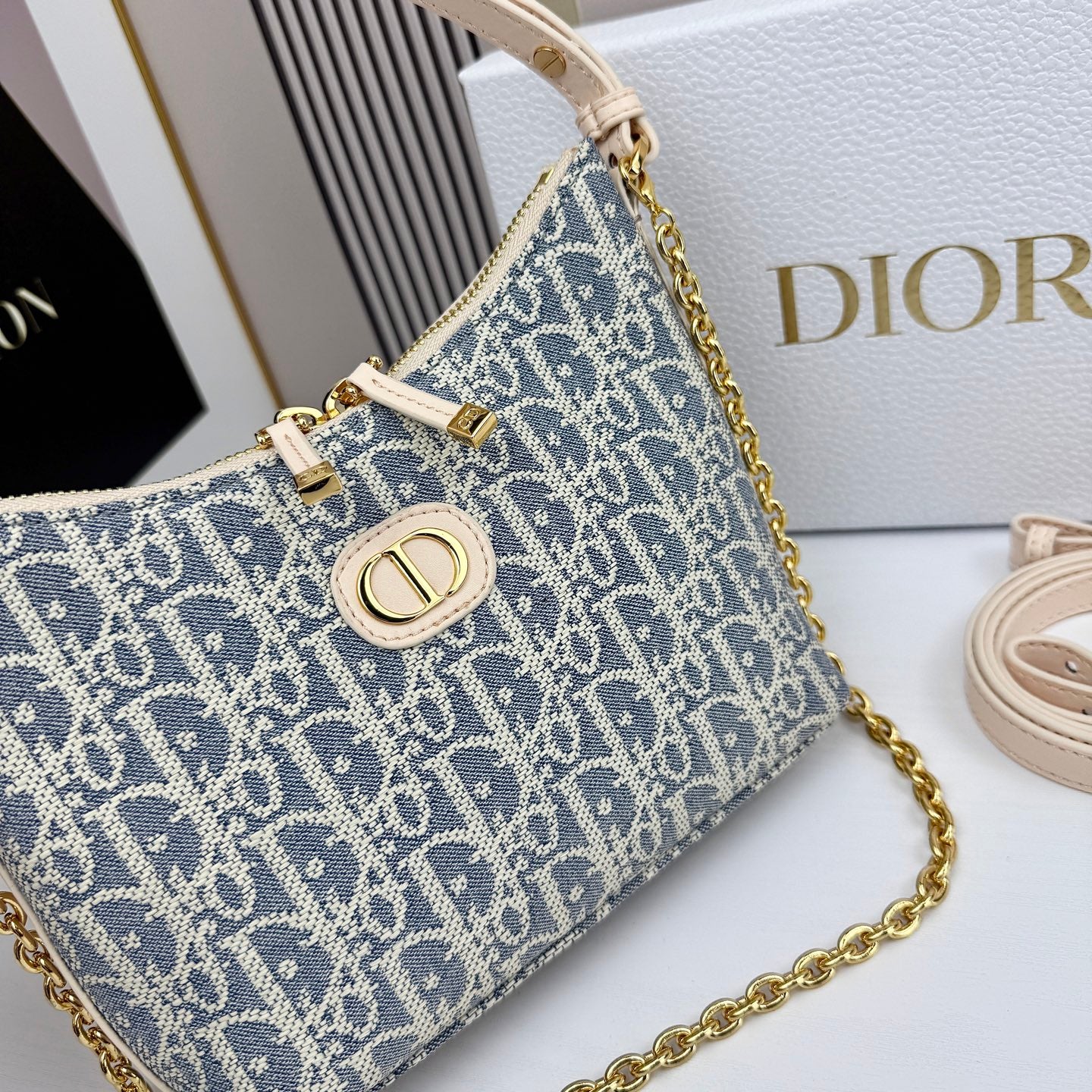 15RD67B  Popular  bag