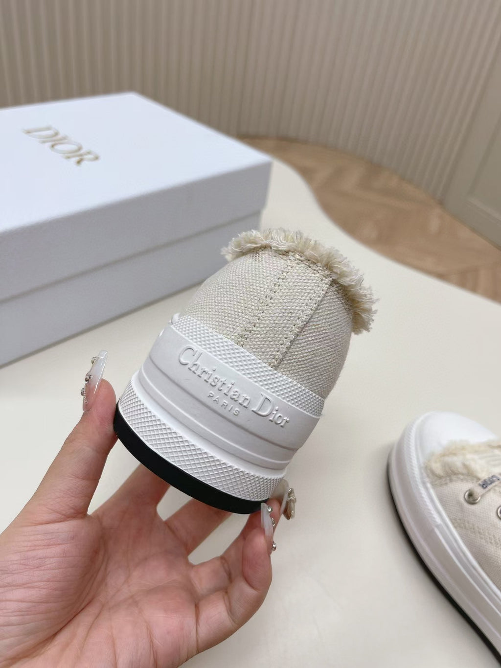 2105QD428Z Popular high-quality Shoes
