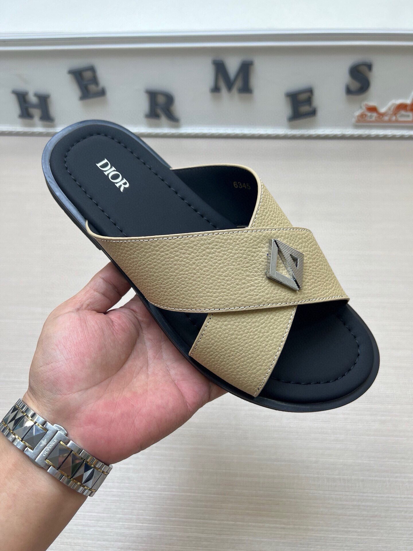 535ZD307Z Popular Slippers