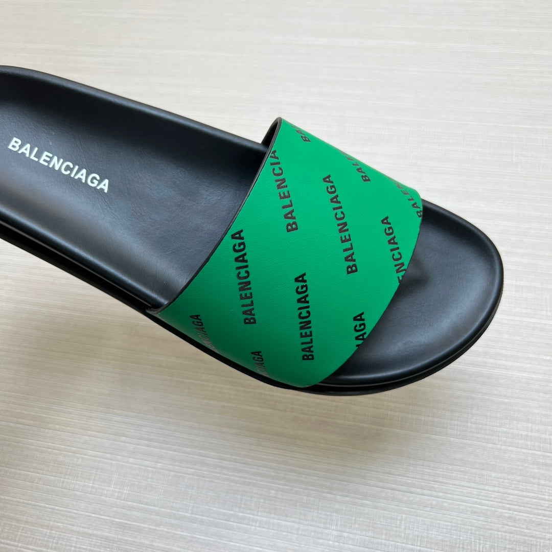 54J99Z Popular slippers