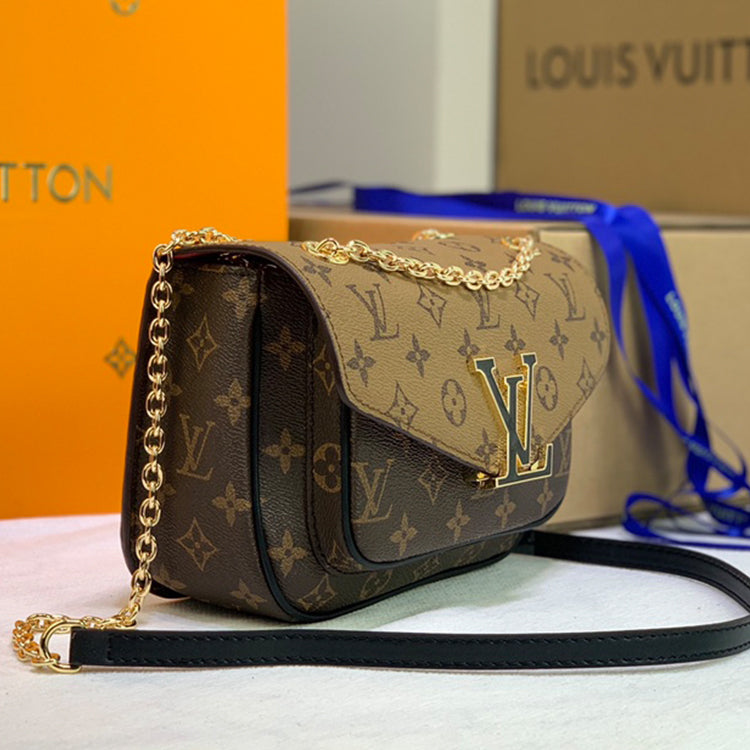 AE113B Popular leather bag 