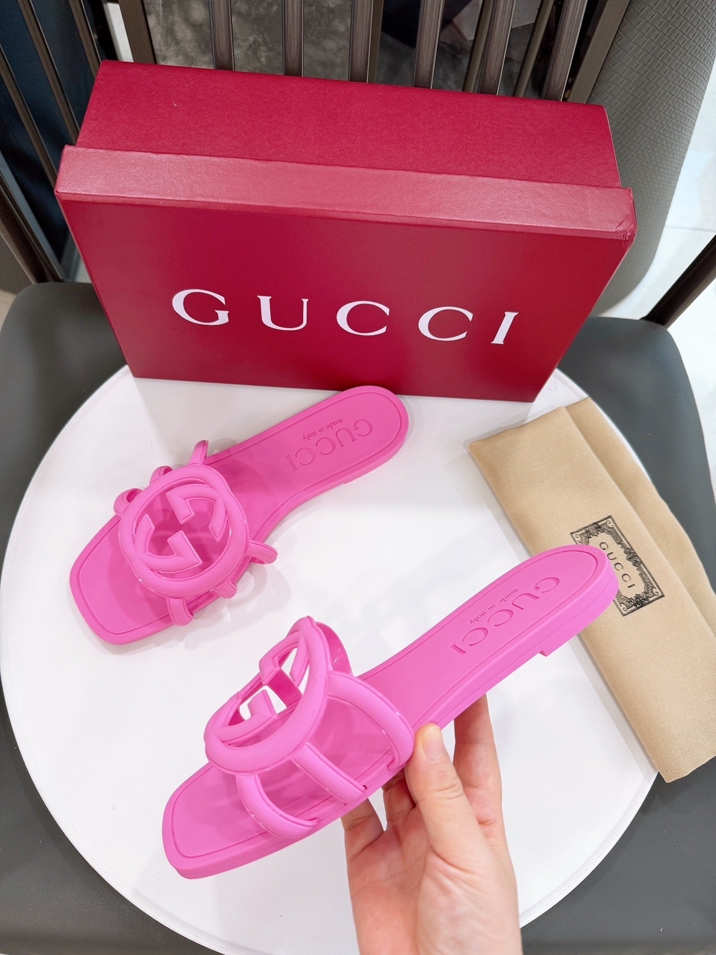 Z2X66B61  Popular high-quality slippers