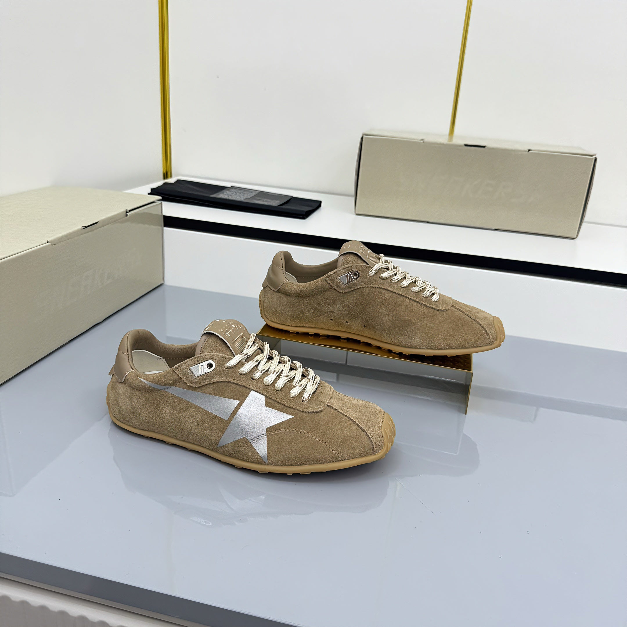 2105QGE387Z Popular high-quality Shoes