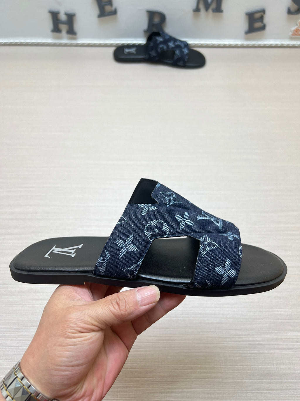 54E29Z Popular slippers