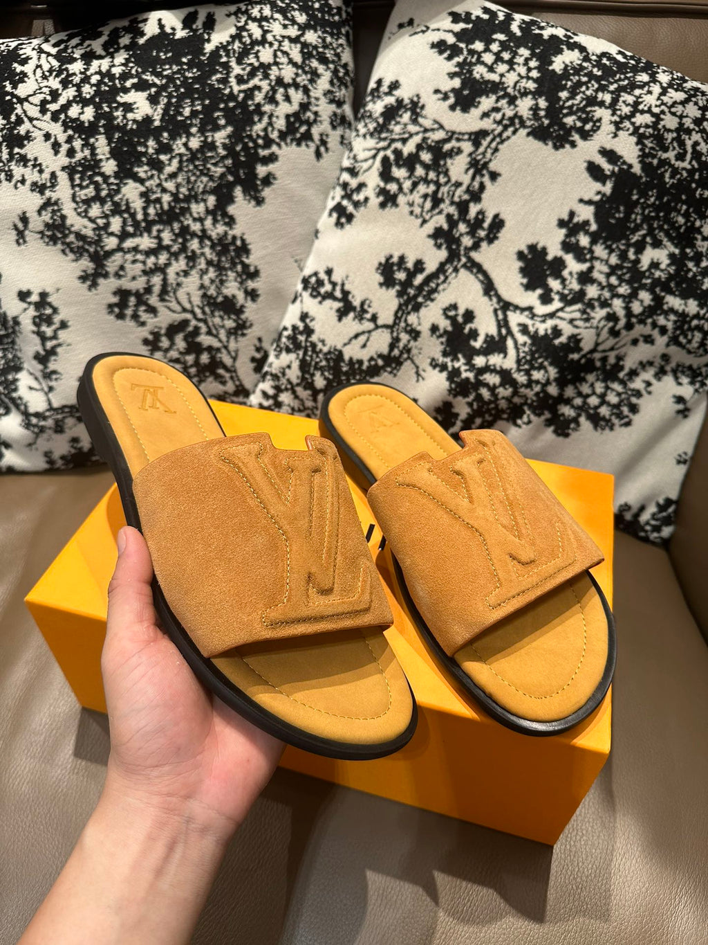 285ZE25Z  Popular leather Shoes