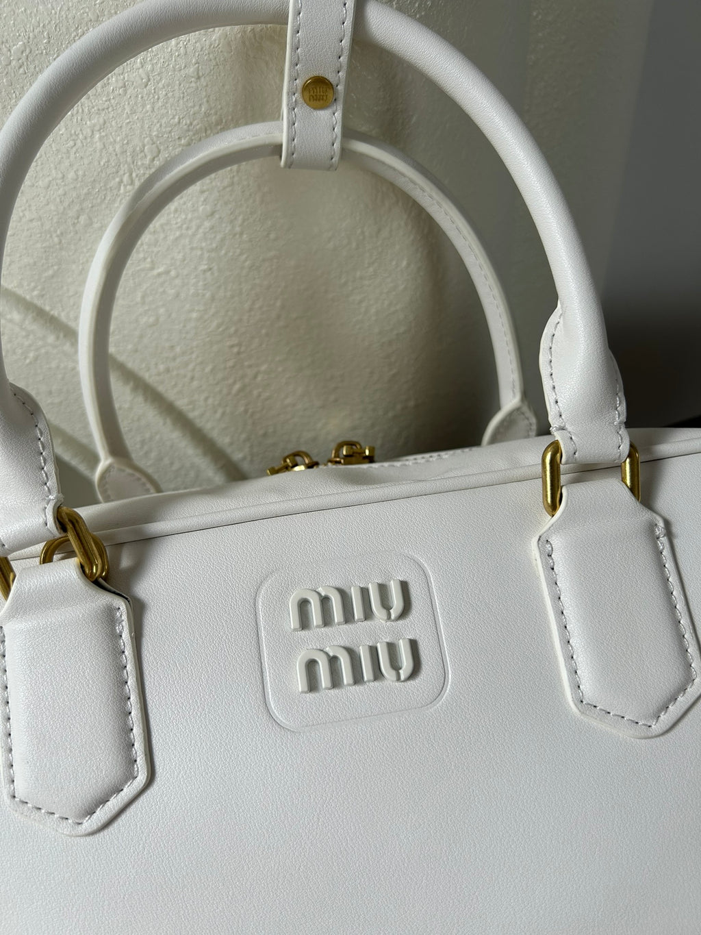 B1P46A155 Popular leather bags