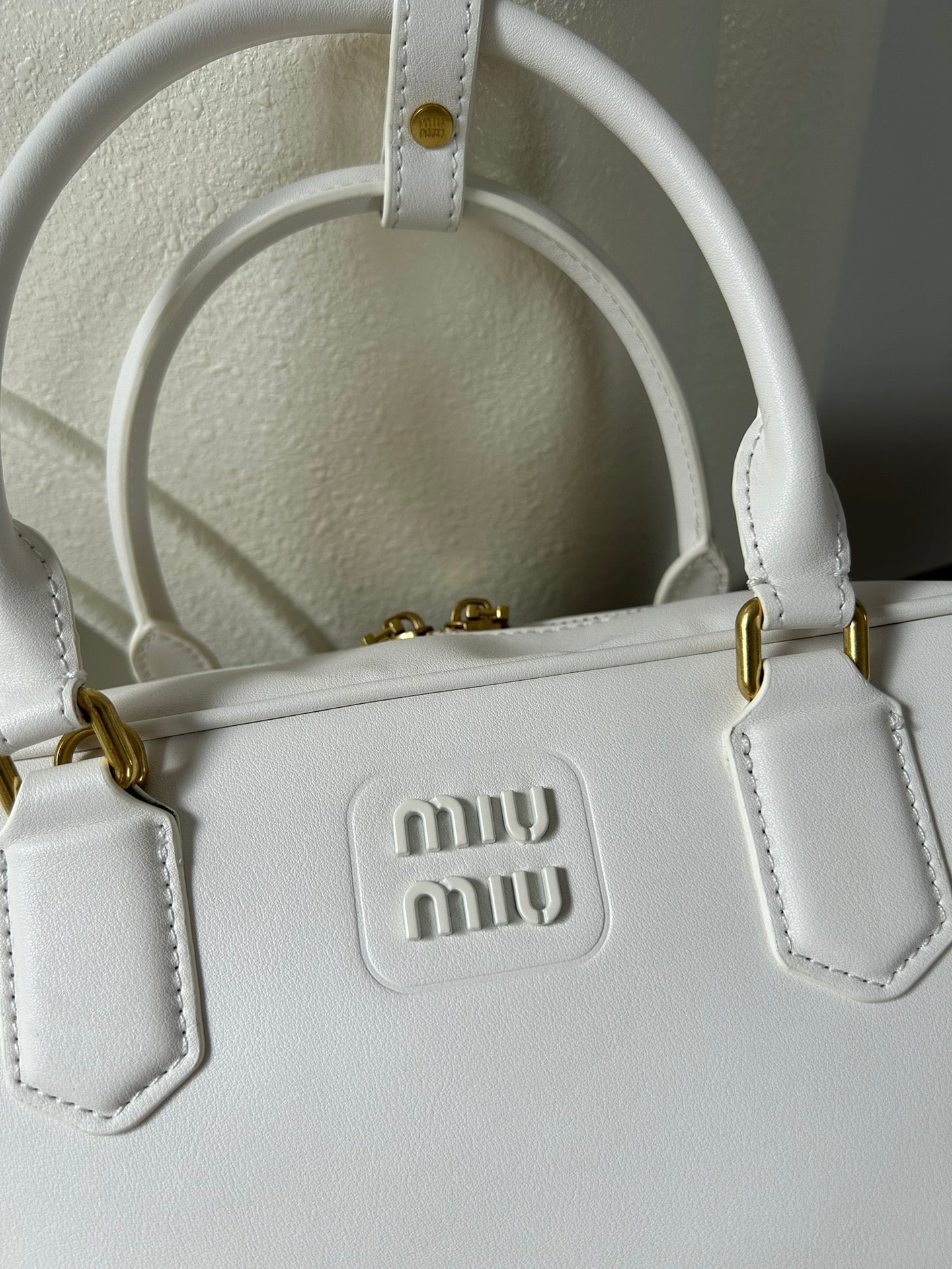 B1P46A155 Popular leather bags