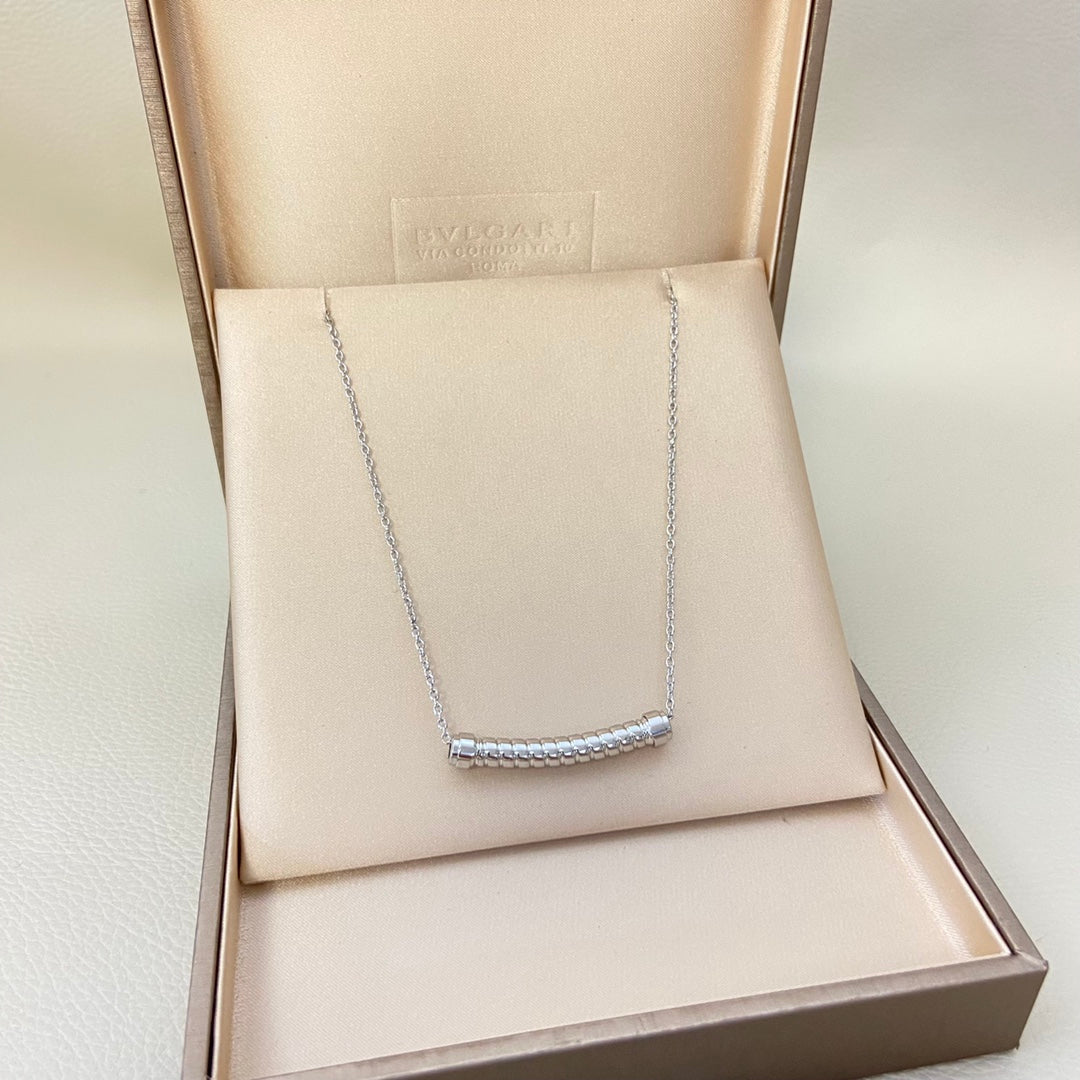 55QS405X Popular Necklaces