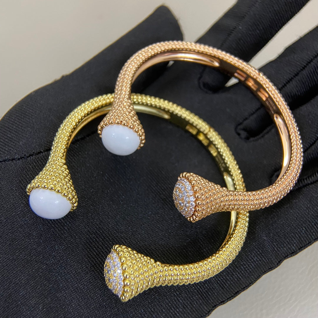 55QVC102K  Popular Bracelets