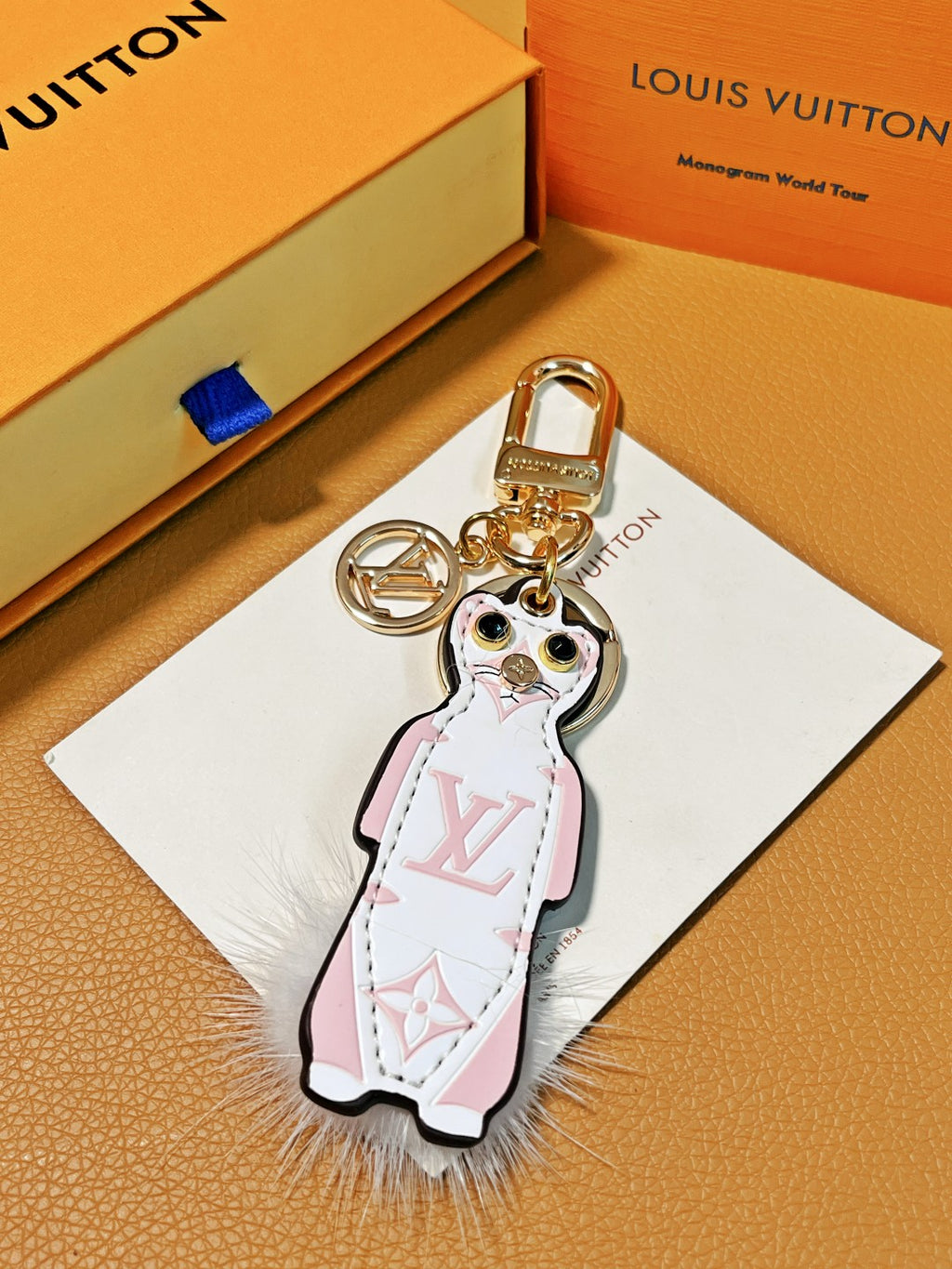 35RE18A Popular bag 's charms accessories