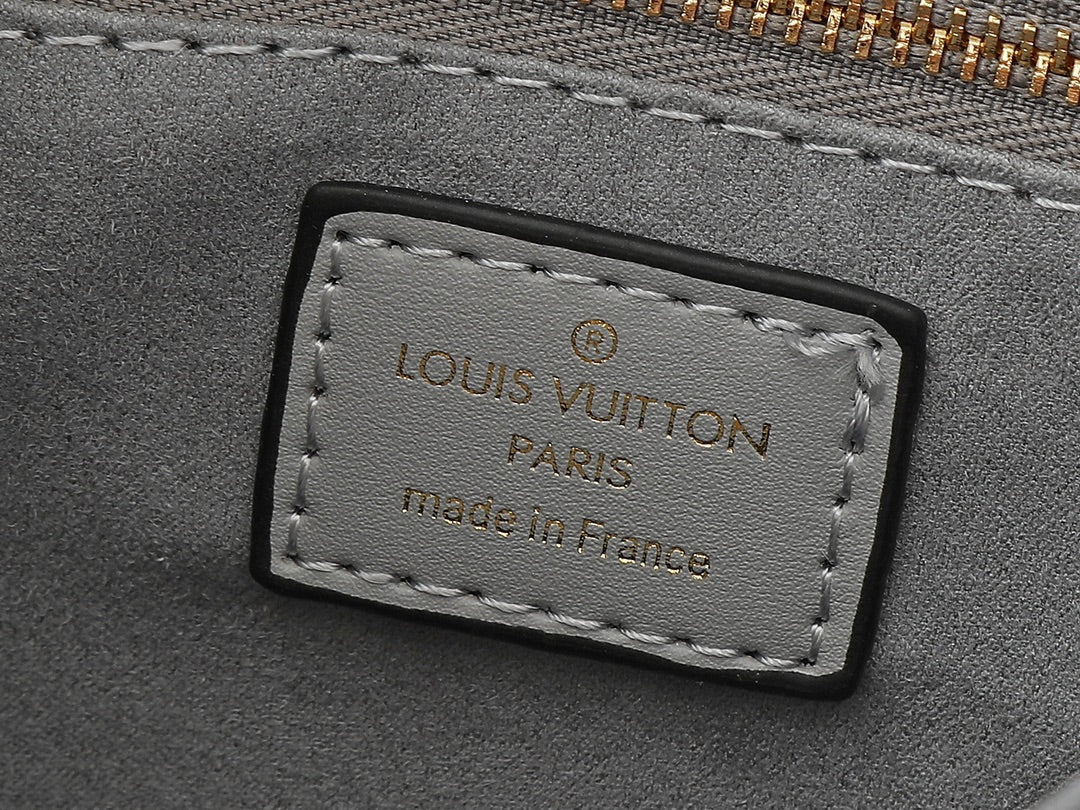 1WE93B Popular  leather bag