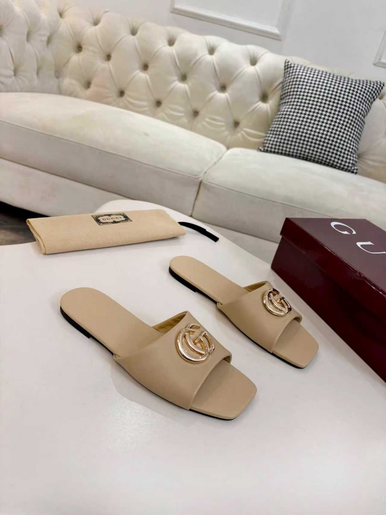 Z2P36B42 Popular high-quality leather Shoes