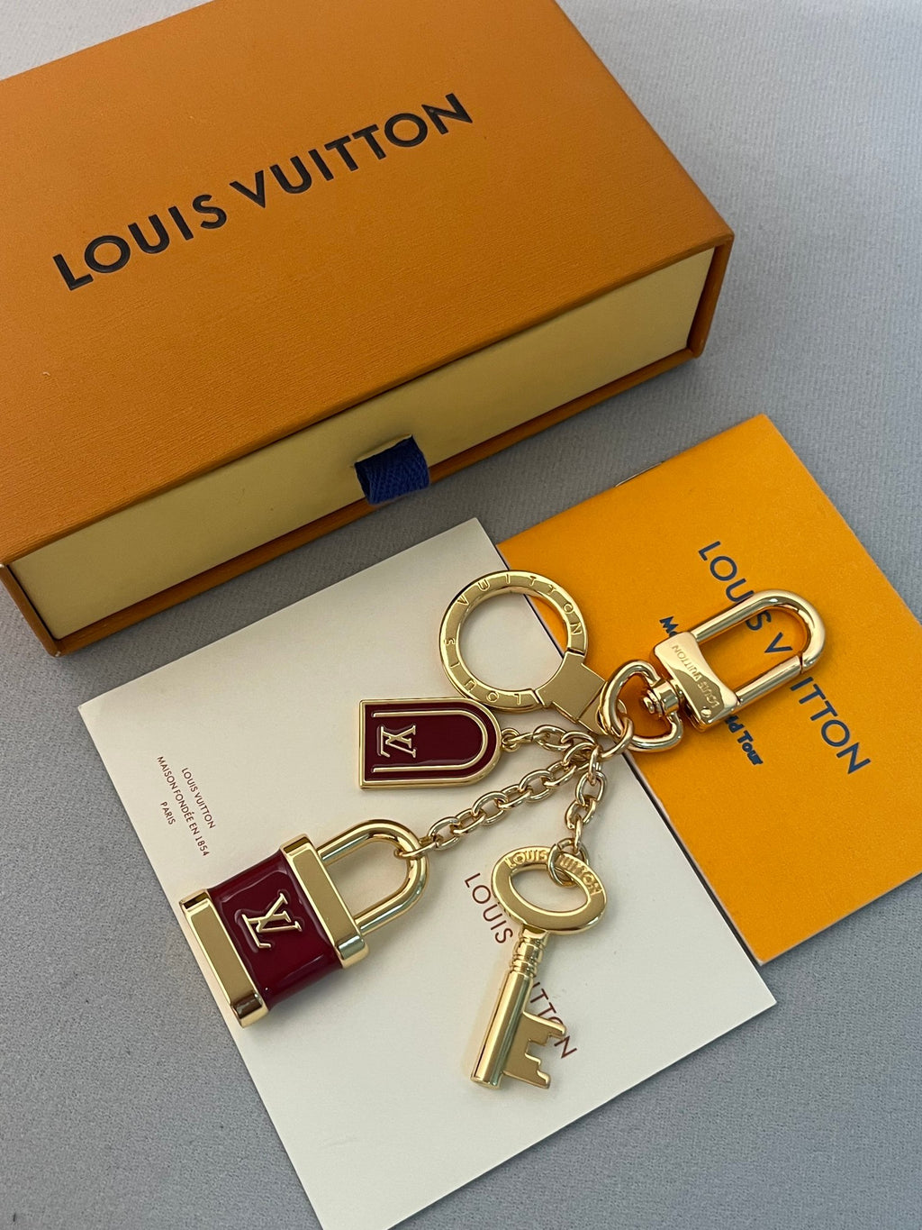 35ZE38A Popular bag 's charms accessories