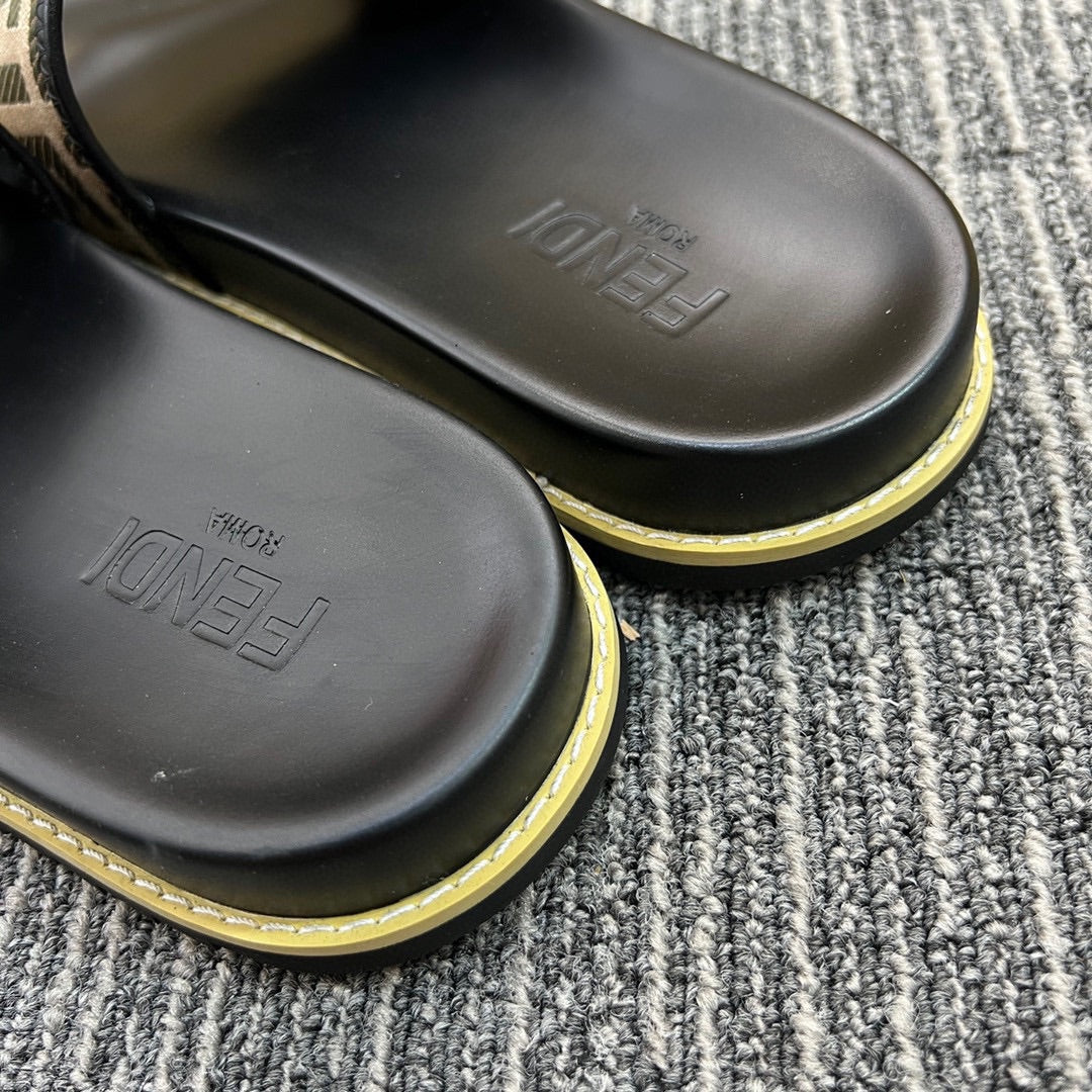 5XF105Z Popular Slippers