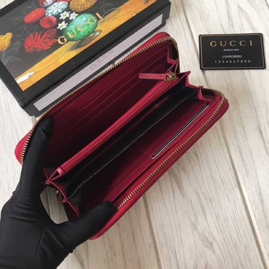 1XB81B Popular leather wallets