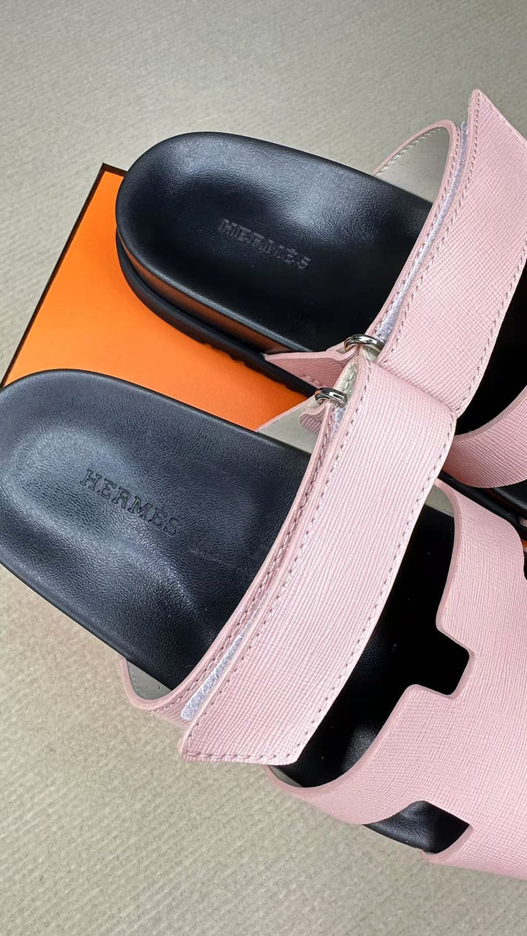 255QH26Z Popular leather shoes