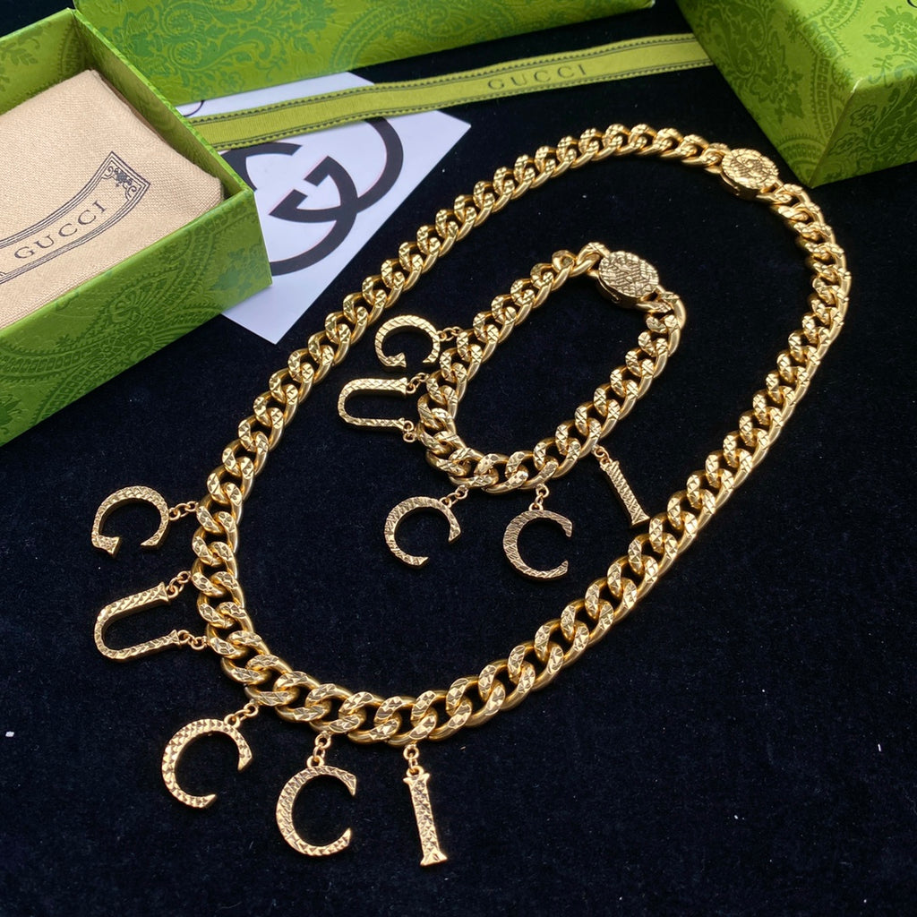 1B233X  Popular Bracelets