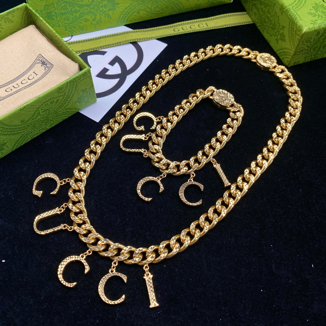 1B233X  Popular Bracelets