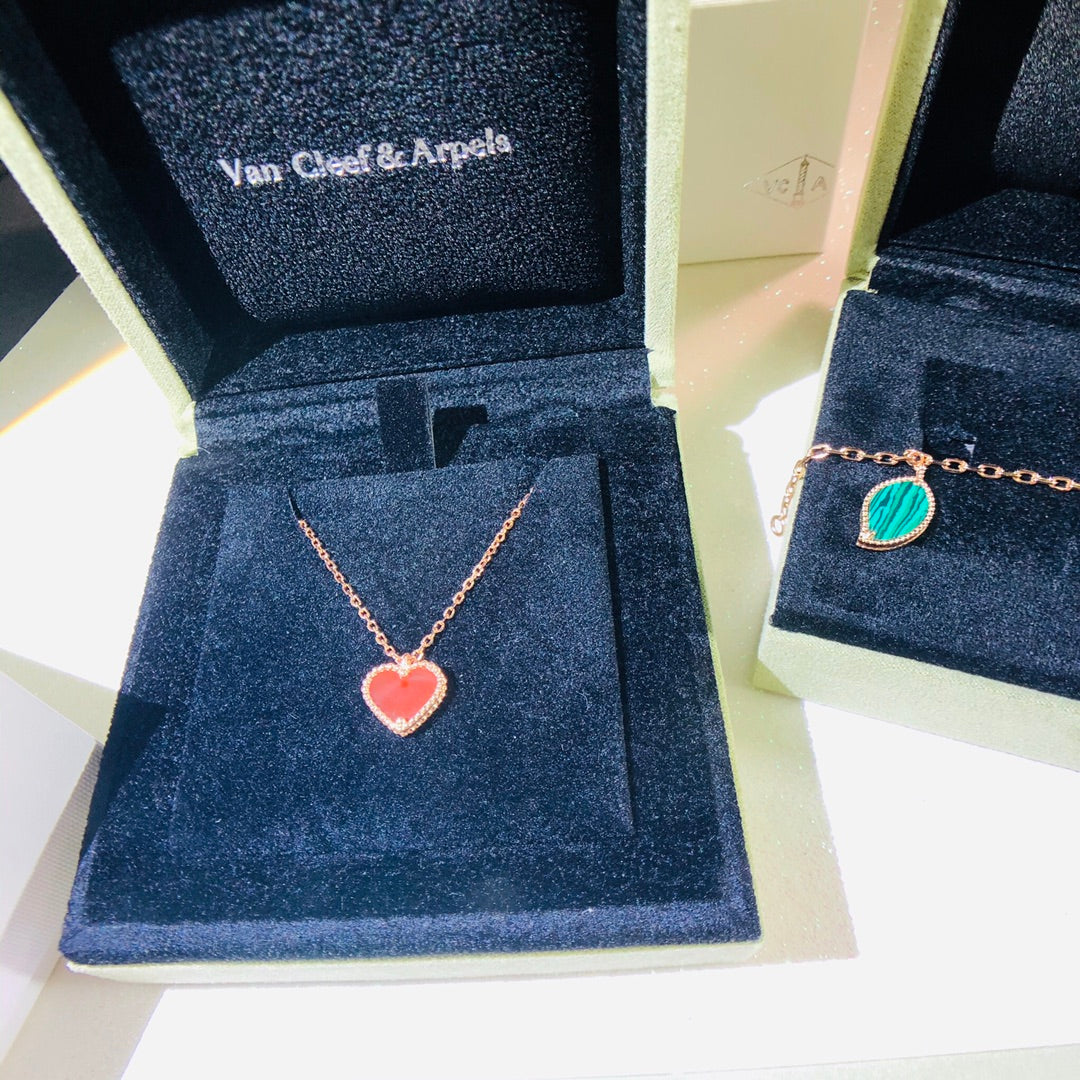 5XVA188K  Popular   high quality bracelets,necklaces