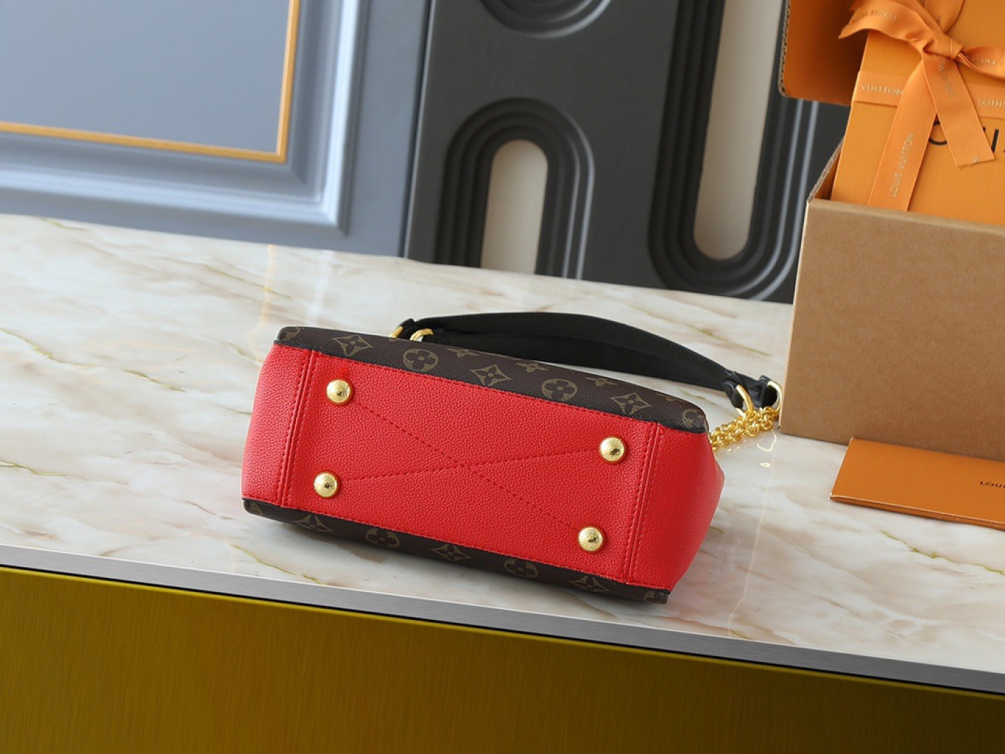 136PE75B Popular leather bag